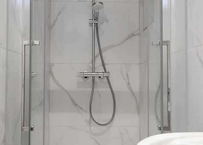 Apartment Il Ponte Private With Hotel-style Comfort Ghent